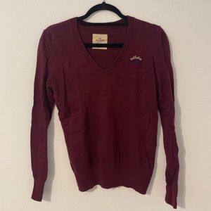 Hollister size S maroon long sleeve V neck shirt